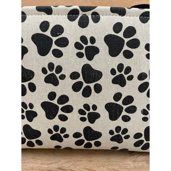 CUSTOM Embroidered Toy Bin with Paws - Picture 4 of 8